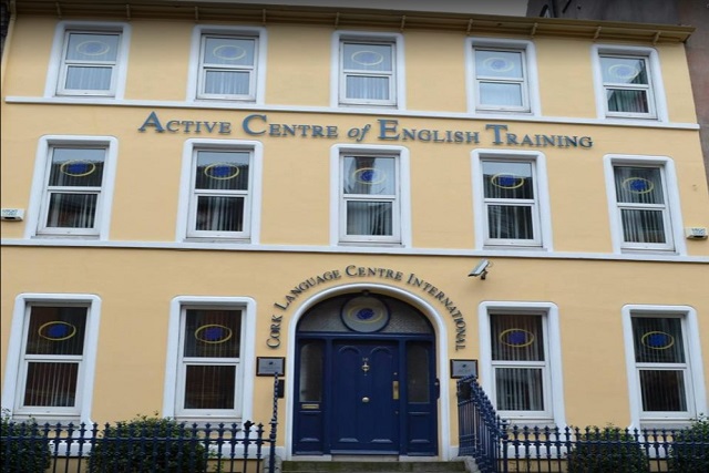 Cork Dil Okulları 